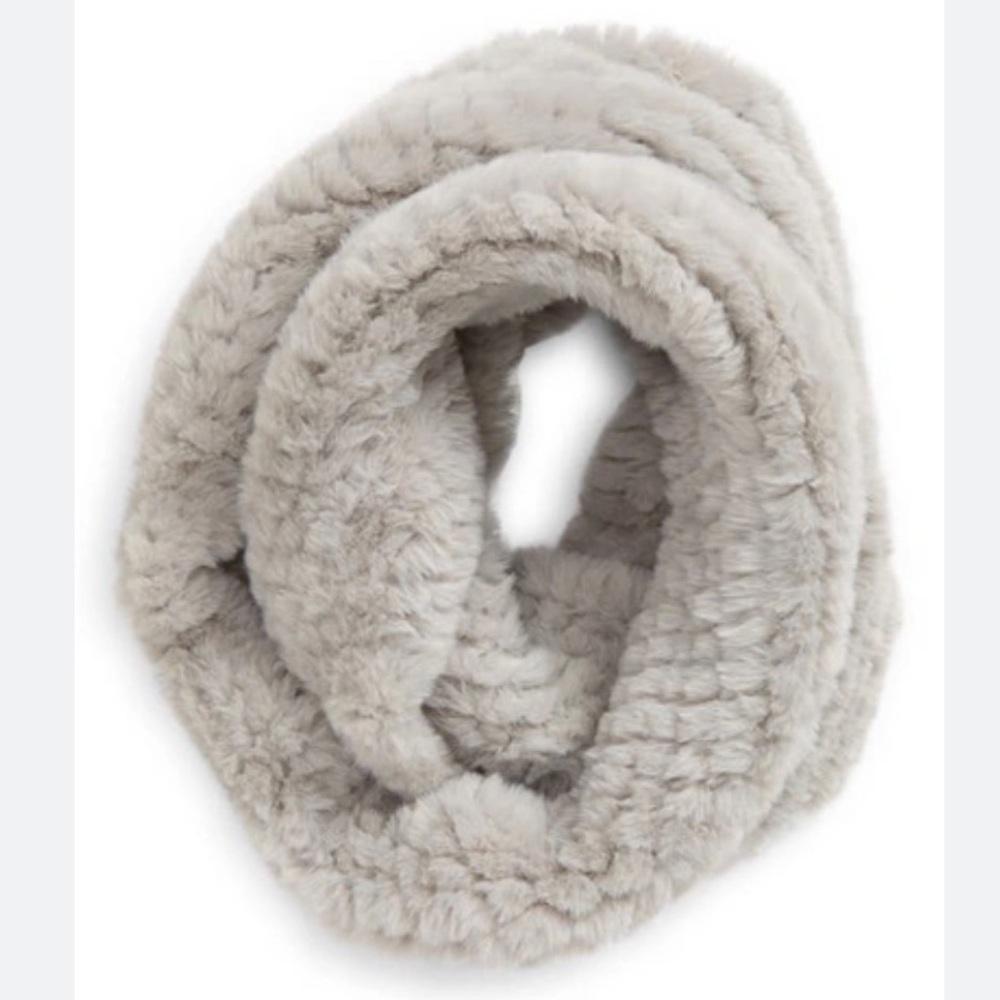 Jocelyn Grey Infinity Scarf (BRAND NEW with tags)